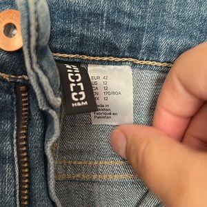 Women’s Denim Ripped Jeans